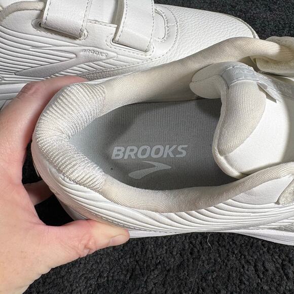 Brooks Men's White Addiction Walker Shoes V-Strap Wide - Size 9 2E - New w/o Box - Picture 7 of 9